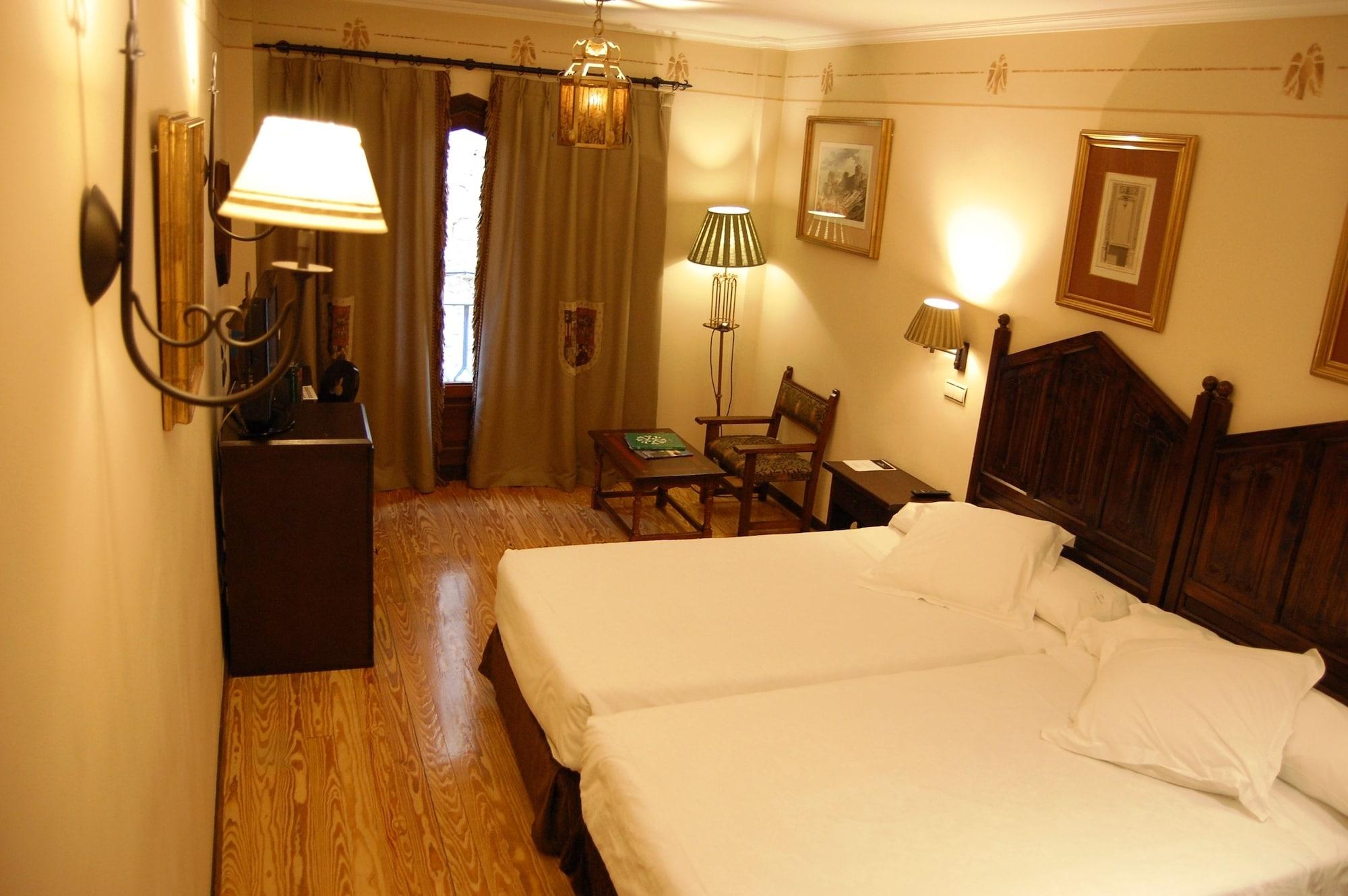 Hotel De 3*
